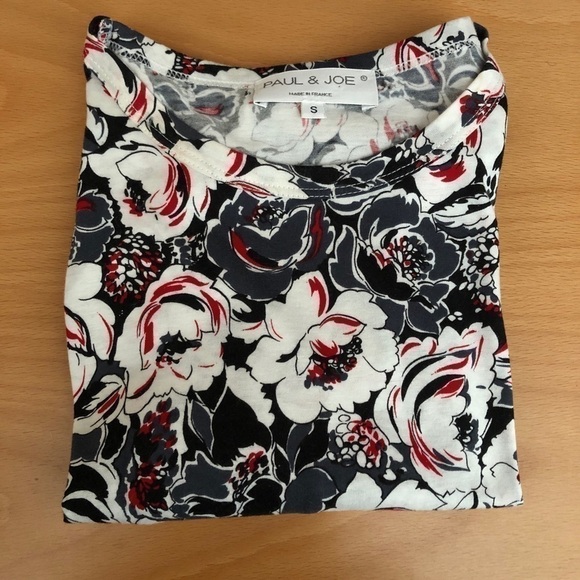 Vintage red and white floral tee - Picture 5 of 5